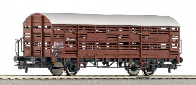 Small animal Transport car with brakemans platform<br /><a href='images/pictures/Roco/Roco-66875.jpg' target='_blank'>Full size image</a>